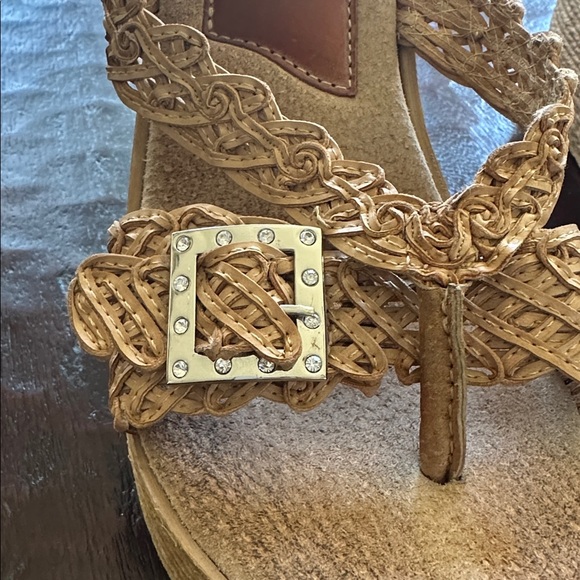 Sniffs Women's Brown Woven wedge Sandals - Picture 2 of 6